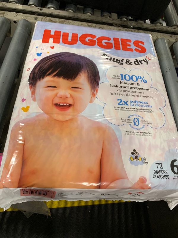 View 2 of *****RETAIL PRICE $25.00****
Huggies Size 6 Snug & Dry Diapers, for babies over 35 lbs (16 kg), 1 pack of 72