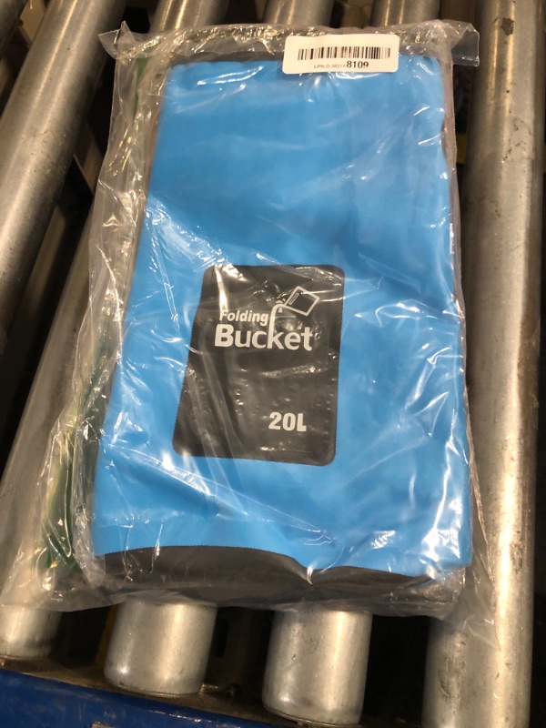 Photo 1 of 3 Pcs 5 Gallon Bucket Collapsible Foldable Bucket with Handle for Camping Fishing Hiking to Hold Water Folding Container Carry Bag Multiple Use Portable Fold up Lightweight(Blue, Orange, Black)