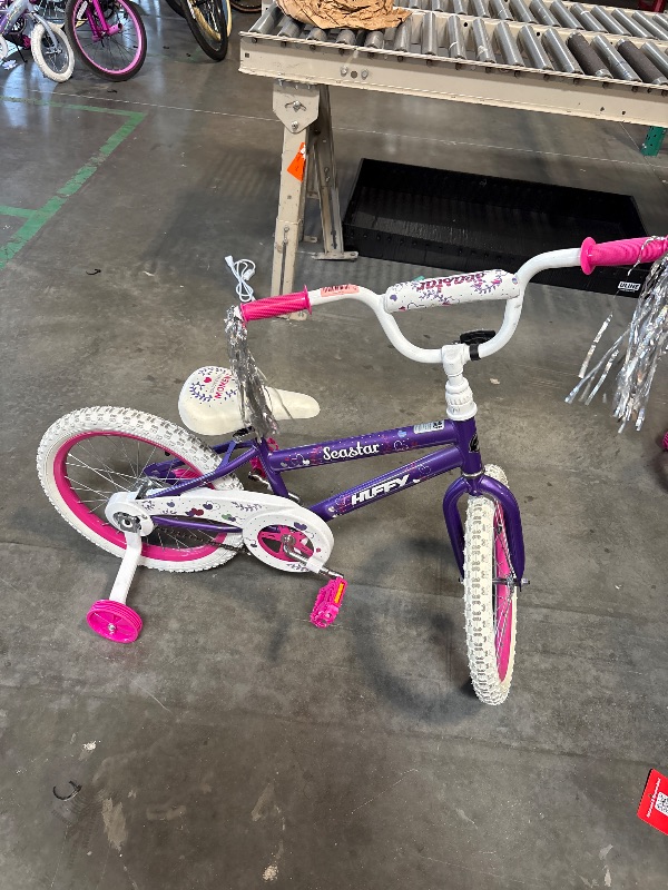 Photo 1 of **FINAL SALE/MINOR SCRATCHES**16G SEA STAR BIKE

