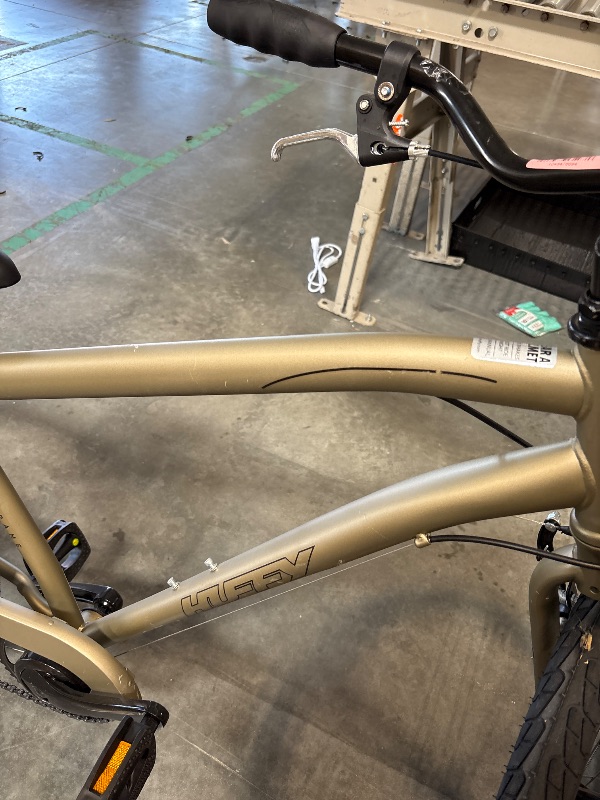Photo 1 of **FINAL SALE**Huffy 27.5" Parkside Comfort Bike, Fits Riders 5'0"+, Sage Green, Adult, Men's
**MINOR SCRATCHES**