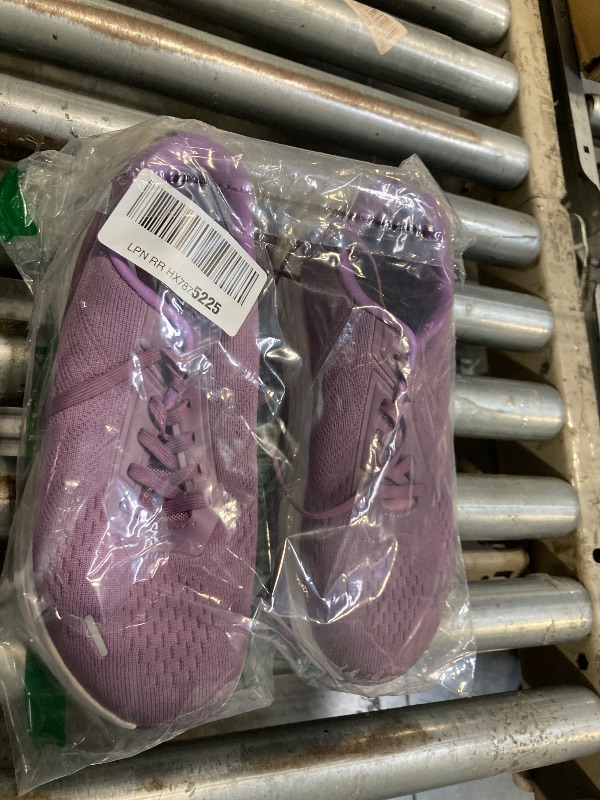 Photo 1 of Rollstep Wide Toe Box Shoes Women Sneakers Extra Wide Width Arch Support Non-Slip Tennis Athletic Ultralight Running Shoes for Women Walking Diabetic Plantar Fasciitis Footwear Purple 40