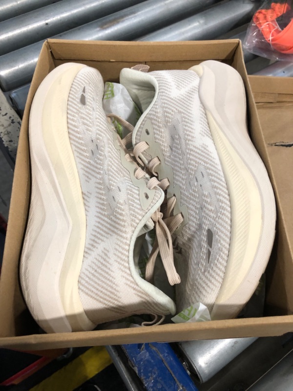 Photo 1 of ****USED*****DIRTY*****Hawkwell Women's Cloud Zero Active Nursing Shoes Cushion Breathable Tennis Walking Gym Medical Work Sneakers,Knit Beige,7 M US