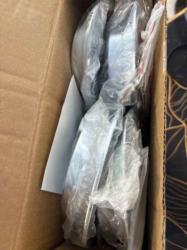 Photo 1 of ***RED LENS MISSING***
FSBCGT 4" Round 24 LED Trailer Tail Light Stop Turn Signal Brake Marker Clearance Running Lights w/Chrome Bezels for Truck Trailer RV Jeep UTE UTV (Pack of 4)