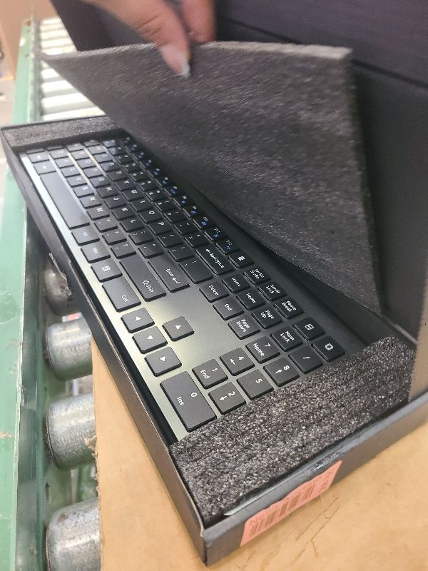 Photo 1 of 2.4G Wireless Slim Silent Full-Size Keyboard with Numeric Keypad, Calculator Button, USB Receiver, Fn Lock, Ultra-Thin Scissor Switch Design, Computer Keyboard for Laptop PC Windows Mac