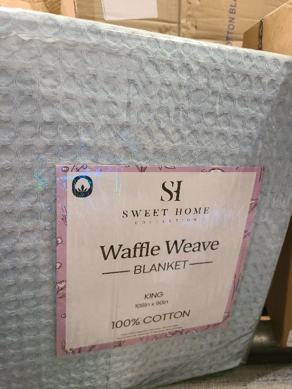 Photo 1 of 100% Fine Cotton Blanket Luxurious Weave Stylish Design Soft and Comfortable All Season Warmth, King, Waffle Weave Pearl Blue (Pack of 6)