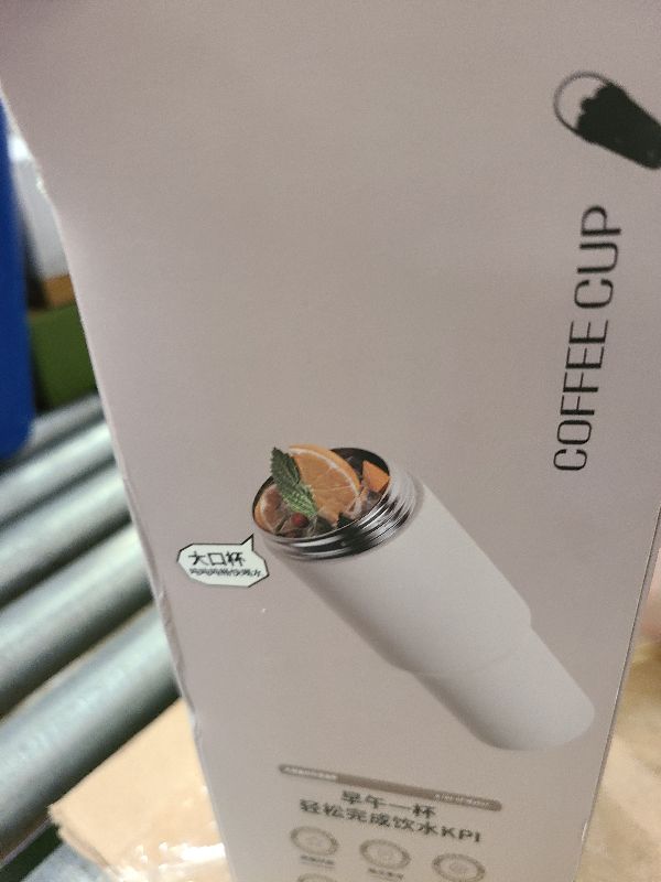 Photo 1 of 25oz Wide Mouth Stainless Steel Water Bottle with Leak Proof Lid Straw for Car Cup Holder, Cold Water Drinks, Sports,White