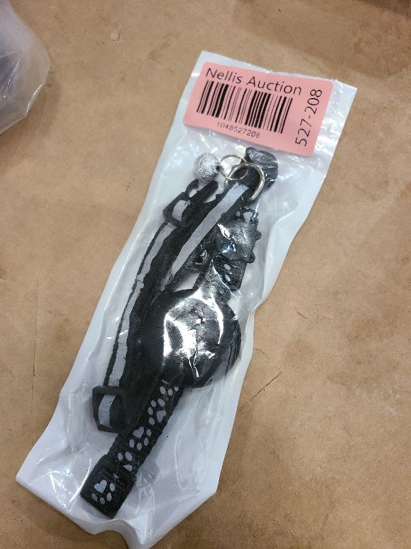 Photo 1 of 1 Pack Airtag Cat Collar Breakaway with Bell,Reflective Kitten Collar with Apple Airtag Cat Collar Holder,Adjustable 7-12In,Safety Buckle for Girl Boy Cats,Pet Supplies,Accessories,Gifts (Black)