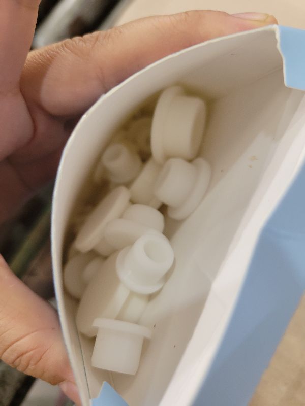 Photo 1 of 24 PCS Bathtub Jet Covers Silicone Hole Plug White Tube Plugs 4 Sizes Waterproof Bathtub Plug Fit for 12mm 14mm 16mm 22-23mm Bathtub Hole