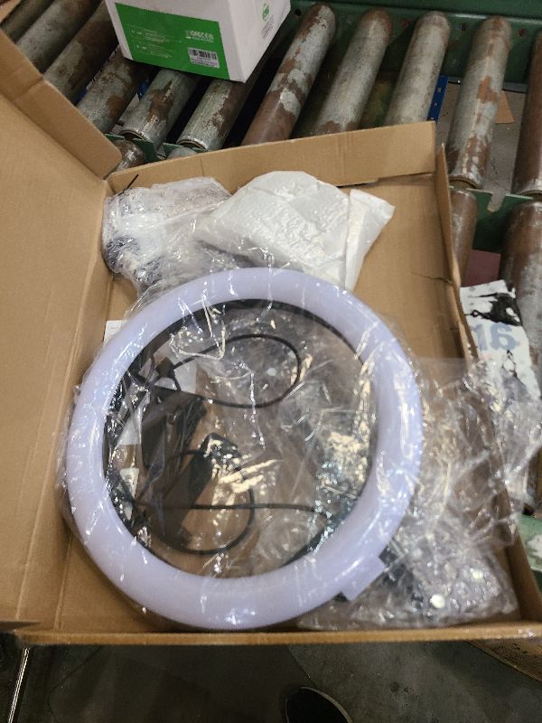 Photo 1 of 10" cantilever bracket lamp 