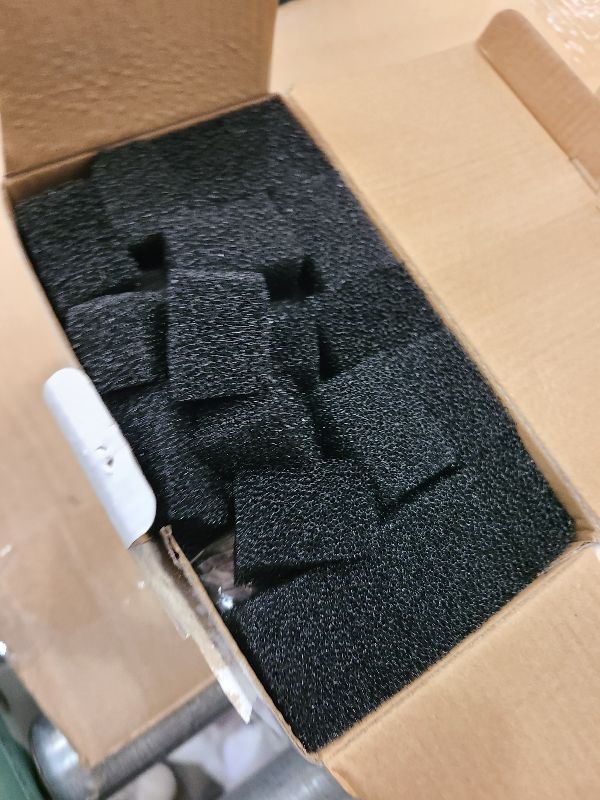 Photo 1 of 40 Pack Cat Water Fountain Carbon Filters, 20 Pcs Replacement Pet Filters with 20 Pcs Pre-Sponges Compatible with 67oz/2L 95oz/2.8L 135oz/4L Automatic Cats Dog Water Fountain Dispenser