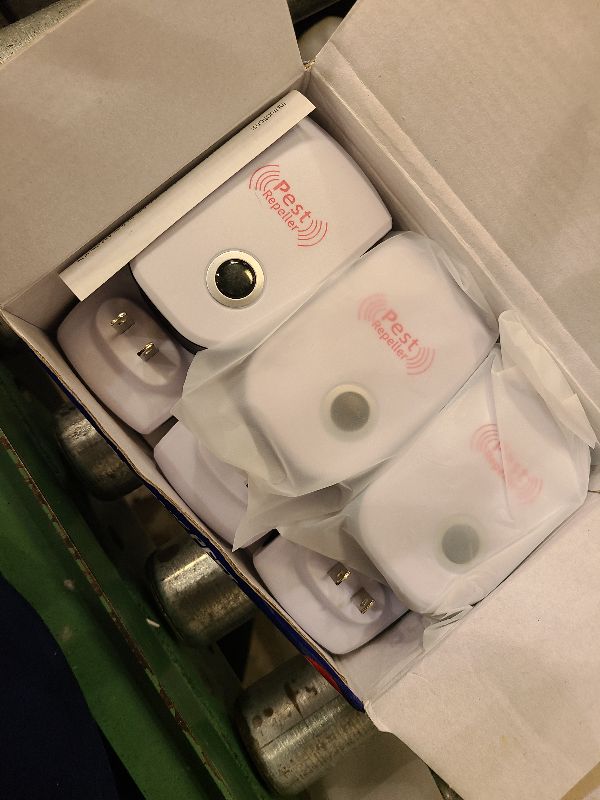 Photo 1 of 6 Packs Ultrasonic Pest Control Repeller, Insect Mouse Repellent, Indoor Pest Repellent Ultrasonic Plug in for Cockroaches, Mice, Spiders, Ants, Bugs, Mosquitoes, Pest Device for House and Other