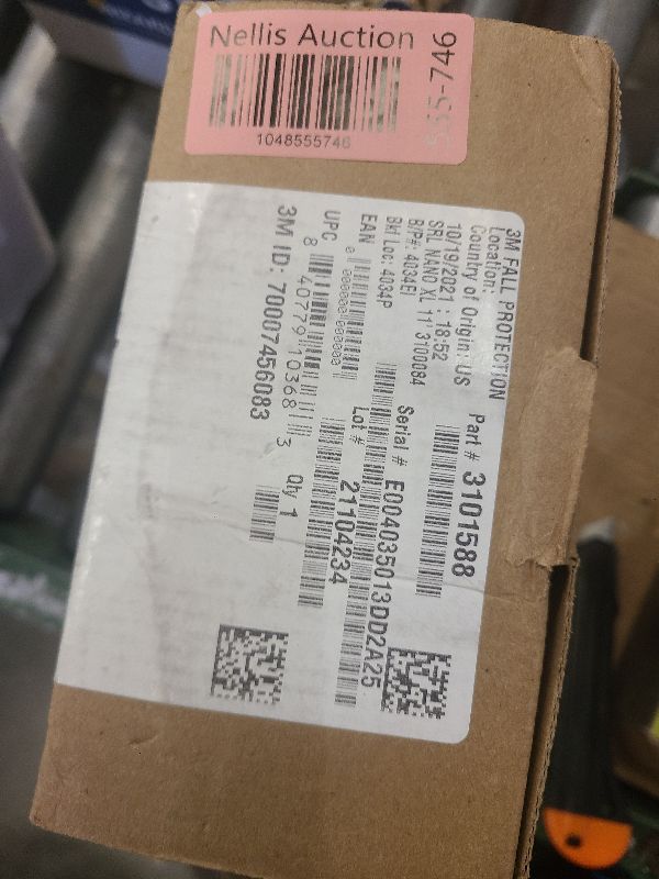 Photo 1 of 3M Nano-Lok Extended 3101588 Fall Arrest Safety Clip, 11-Ft Extended Length, Single Leg, Cab Mount Order Picker Connector & Steel Snap Hook End