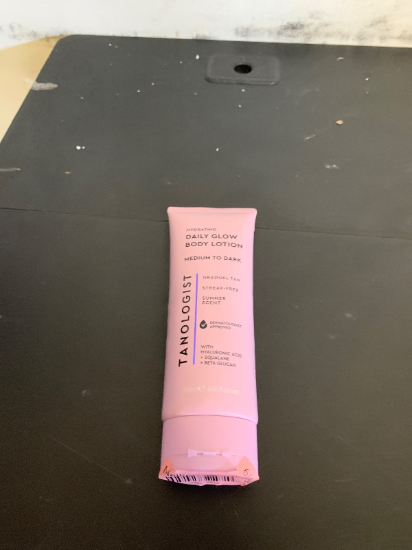 Photo 1 of *USED* Tanologist Hydrating Daily Glow Body Lotion- Medium/Dark, Buildable & Transfer-Proof Gradual Self Tanner, Summer Fragrance, Natural Not Orange, Lasts 7 Days, Vegan Clean Formula, 8.45 fl oz