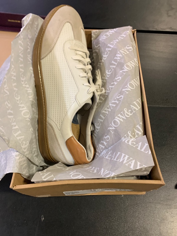 Photo 1 of Men's shoes, size 14