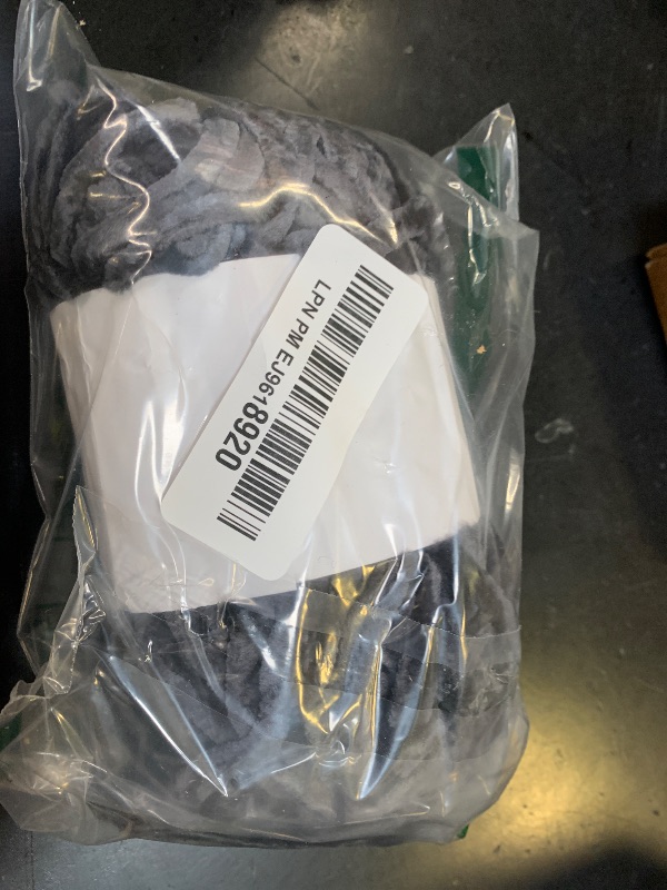 Photo 1 of 1 Pack Plush Chenille Chunky Yarn - Fluffy Velvet Yarn Crochet for Blanket Knitting and Crocheting - Soft Baby Yarns for Crocheting - Amigurumi Crochet Yarns 100g (87yds) (1Carbon Grey)