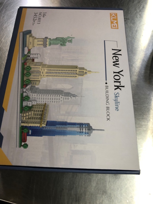 Photo 2 of JXRLMB New York Iconic Architecture Skyline Micro Building Blocks – Challenging Construction Set for Adults and Teens 14+ 3452 Pieces, Perfect Home and Office Decoration, Gift for Friends