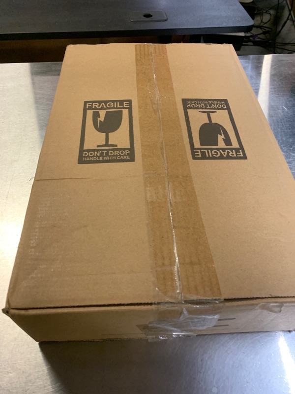 Photo 1 of [80 oz & 36 oz]Extra Large Glass Food Storage/Baking Containers Set with Lids, 2 Pack 80 oz(10 cup)&2 Pack 36 oz (4.5 cup)Airtight Glass Container,Microwave,Oven,Freezer and Dishwasher, White