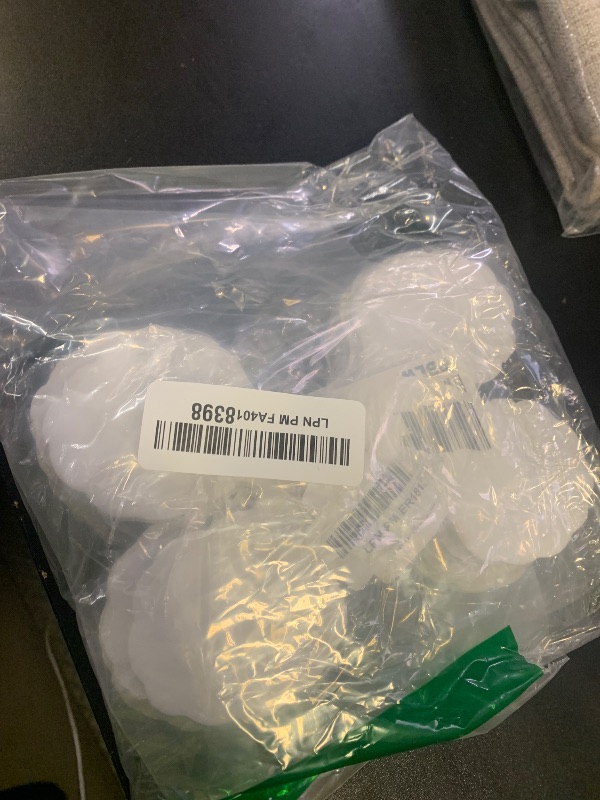 Photo 1 of 10PCS White Four Leaf Clover Paper Flowers Garland Decorations Four Leaf Clover Paper Banner Tissue Paper Streamers Reusable Hanging Garland for Birthday Wedding Baby Shower Party Backdrop Home Decor