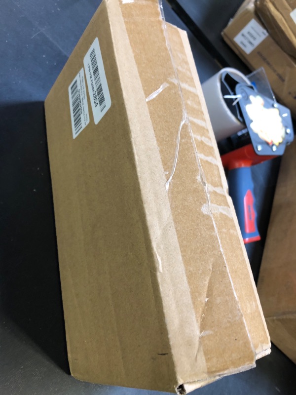 Photo 1 of 100 Pcs Flower Blank Matches Containers 2.2 x 1.4 x 0.3 Inches Decorative Match Boxes Wedding Party Favor for Guests Bridal Baby Shower Graduation(No Matches) (White)