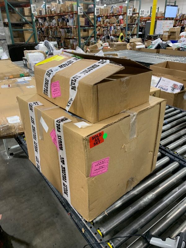 Photo 1 of TOTO Drake 1.28 GPF Toilet Tank with WASHLET+ Auto Flush Compatibility, Cotton White - ST776EA#01 TOILET SEAT LID INCLUDED AS WELL 