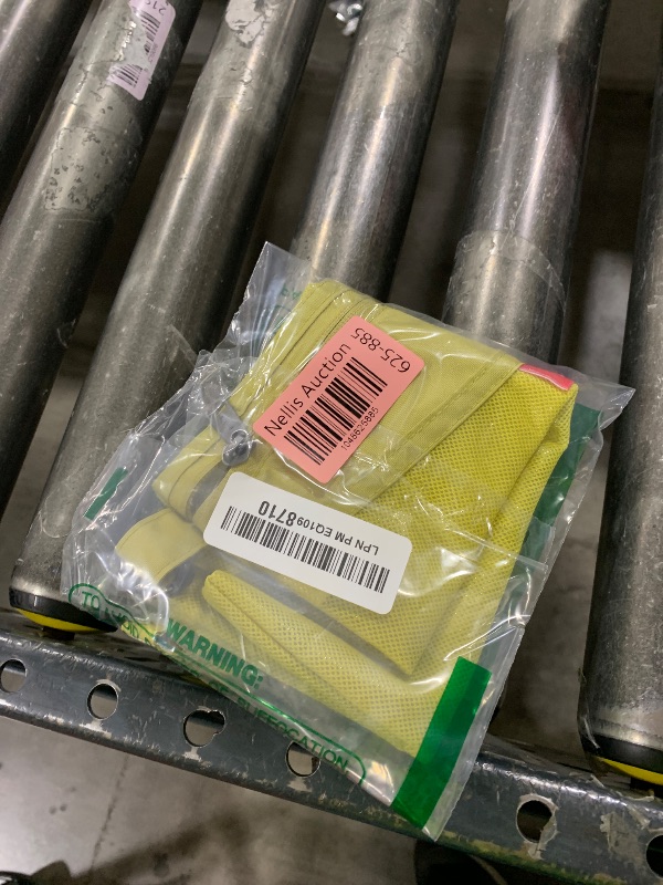 Photo 1 of pack all Water-resistant Material Zipper Pouch, Mesh Zipper Bags for Storage, Travel, Office (Green, Large)