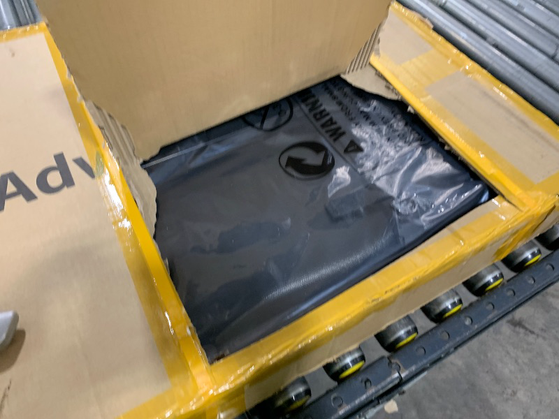 Photo 1 of oEdRo Soft Tri-Fold Truck Bed Tonneau Cover Compatible with 2015-2025 Chevy Colorado/GMC Canyon with 5.2 ft Bed
