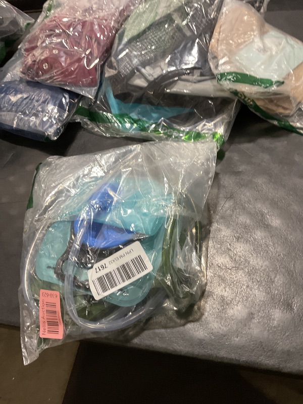 Photo 1 of Baen Sendi 2 Pack Hydration Bladder 2 Liter/70 oz - Water Bladder Pack of 2(1 Piece Blue+1 Piece ArmyGreen) - BPA Free Hydration Pack Replacement