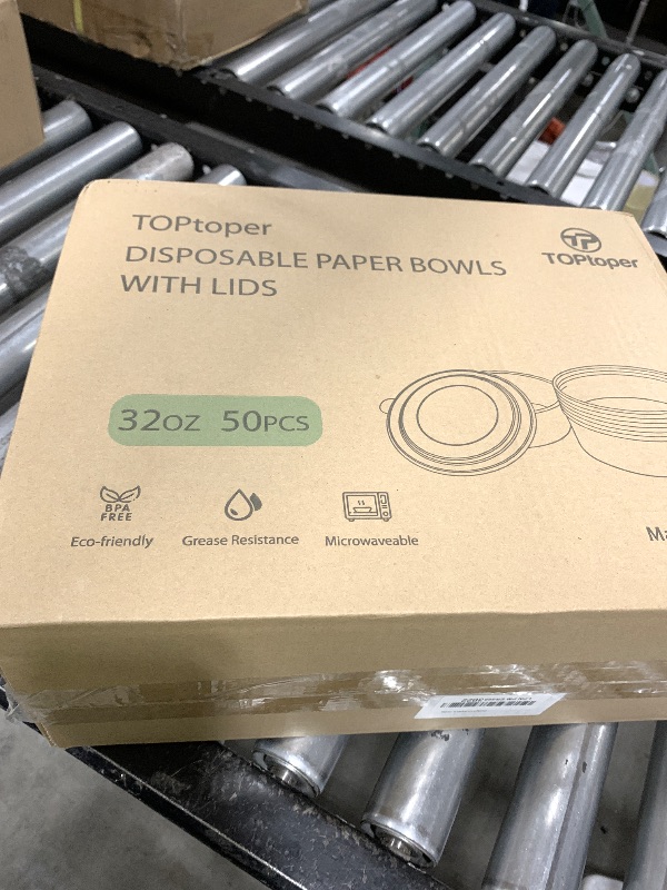 Photo 1 of TOPtoper 50 Pcs 32 Oz Large Paper Bowls with Lids, Disposable Soup Serving Bowls Bulk Party Supplies for Hot/Cold Food, Soup (32 OZ)