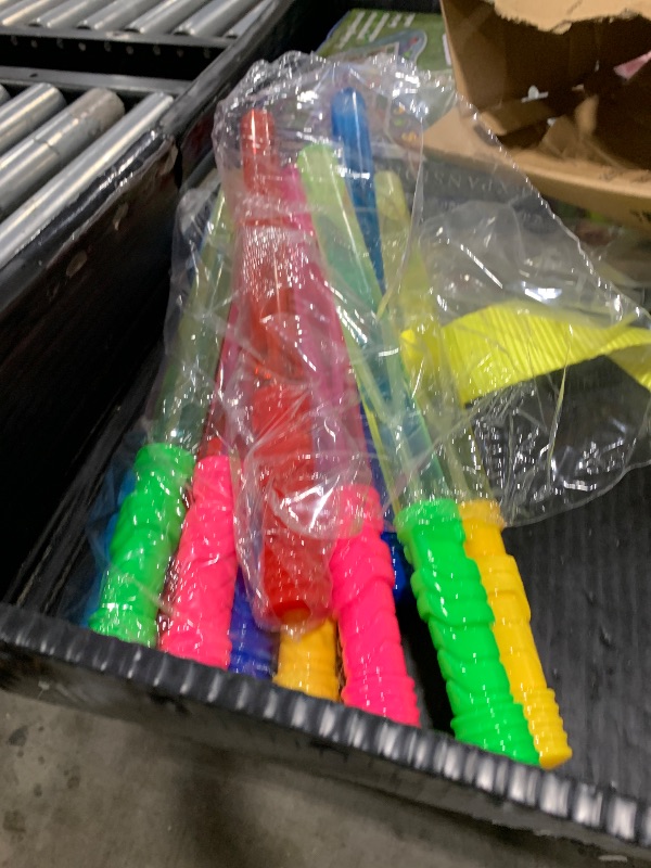Photo 1 of bubble wands pack of 11