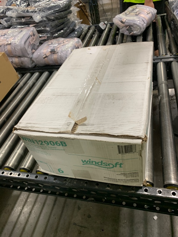 Photo 1 of Windsoft 107 Singlefold Paper Towels, 1-ply, 9 9/20 X 9, White, 250/pack, 16 Packs/carton