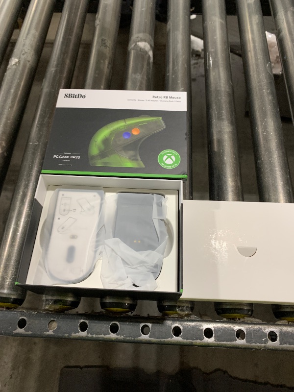 Photo 1 of 8Bitdo Retro R8 Mouse with Charging Dock, PAW 3395 Optical Sensor DPI 26K, 4K Polling Rate, Programmable Buttons, Kailh Sword GM X Micro Switches, Ambidextrous - Xbox Edition (Officially Licensed)