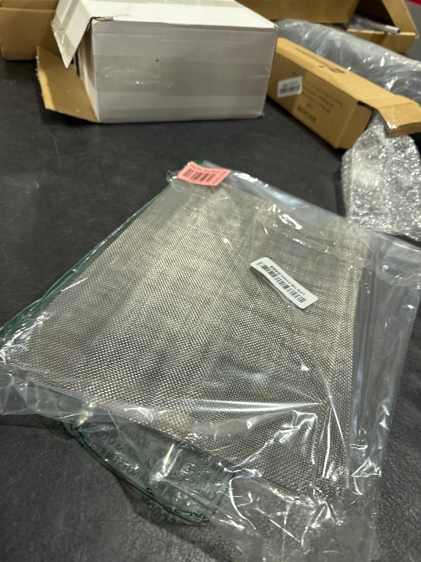 Photo 1 of 4 Wire Mesh Sheets Stainless Steel Woven Meshes Screen Filter Panels Vent Metal Rodent Mesh Gauze Net for Mice Rodent Proof Rat Insect for Garden Home 21x30 CM