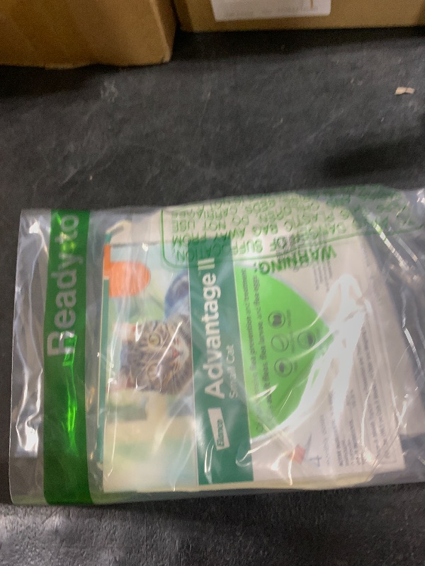 Photo 1 of Advantage II Small Cat Vet-Recommended Flea Treatment & Prevention | Cats 5-9 lbs. | 4-Month Supply