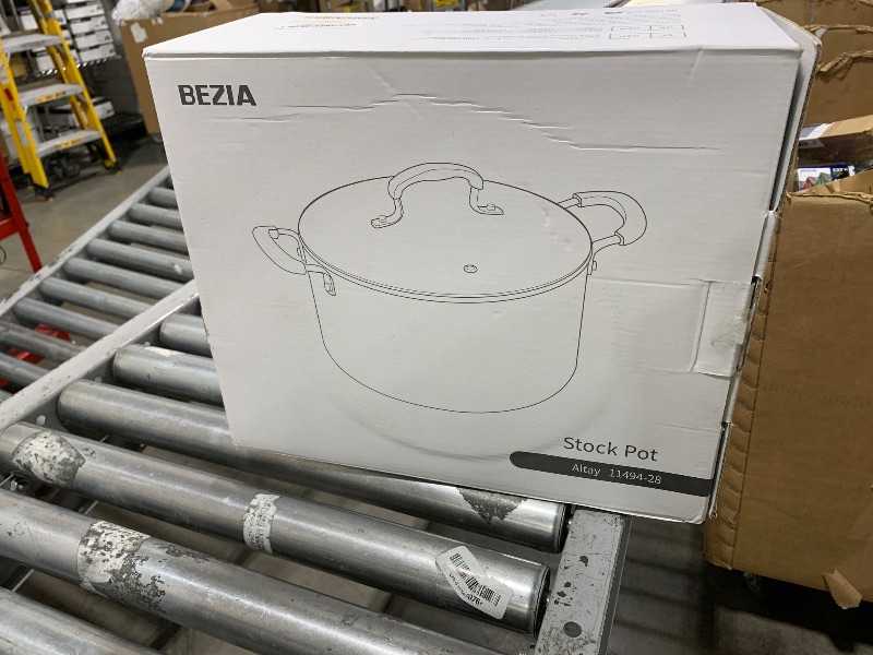 Photo 1 of 10 Quart Pot with Lid, BEZIA Ceramic Nonstick Stock Pot with Lid, Induction Ready, Large Cooking Pot with Silicone Handle, Compatible with All Cooktops, Dishwasher Safe