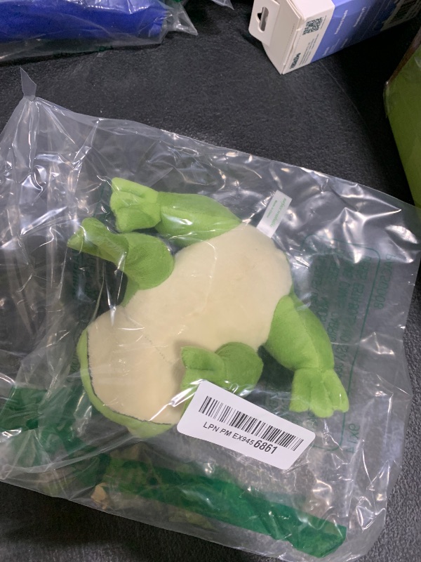 Photo 1 of TAMMYFLYFLY Cute Realistic Green Frog Plush Toy Green Frog Stuffed Animal Lifelike Animal Doll 15cm
