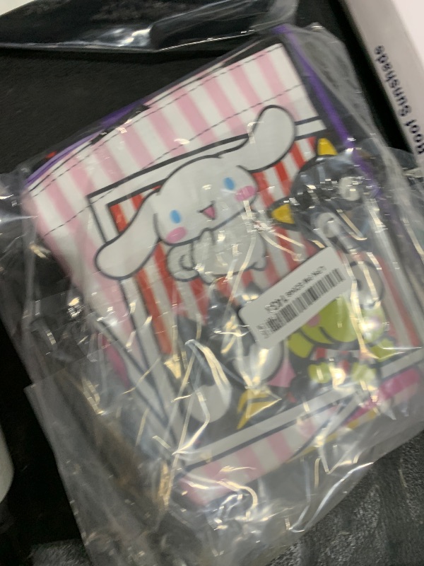 Photo 1 of Fast Forward Hello Kitty and Friends Tote Bag 4 Pack 16" Assorted, Picture Frame Design