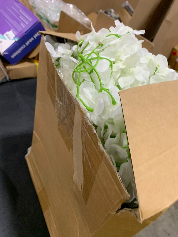 Photo 1 of 104+100PCS Artificial Hydrangea Flowers with Stems+ Zip Ties?Silk Faux Hydrangea Flowers for Wedding, Home, Porch Decor?White Real Touch Fake Hydrangeas, Outdoor Artificial Hydrangea Heads
