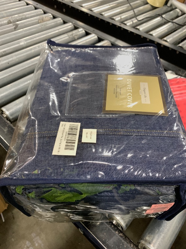 Photo 1 of ELEGANT LIFE HOME Denim Dark Blue Duvet Cover 100% Cotton Washed Soft Bedding with Button Closure Corner Ties (1 pc, King Size 108'' x 96'')