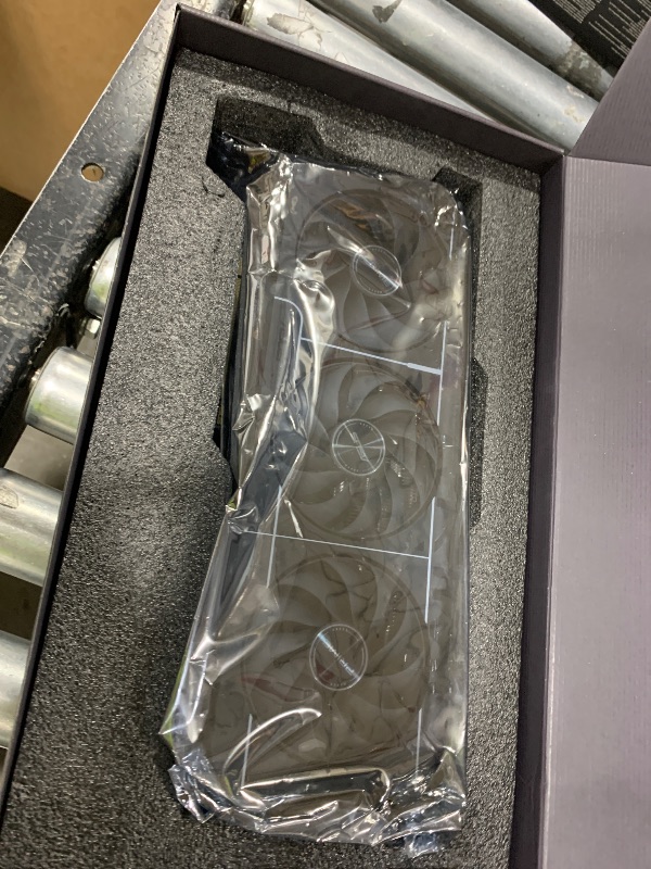 Photo 1 of ASUS Prime Radeon™ RX 9070 XT OC Edition Graphics Card (PCIe 5.0, HDMI/DP 2.1, 2.5-Slot Design, axial-tech Fans, Dual Ball Fan Bearings, Dual BIOS, GPU Guard)