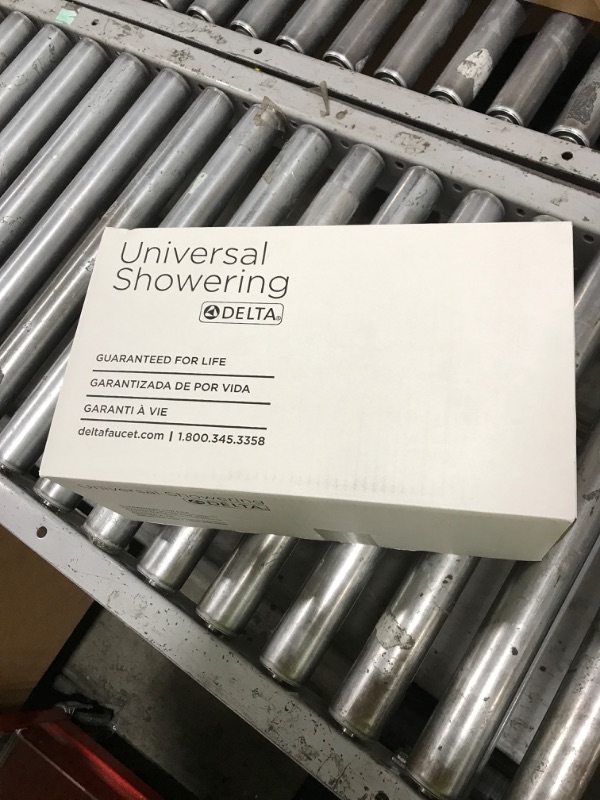 Photo 1 of Delta 6-Setting In2ition 2-in-1 Dual Shower Head with Handheld High Pressure ProClean Spray, Matte Black Detachable Shower Head with Hose, 1.75 GPM Flow Rate, Matte Black 75655BL