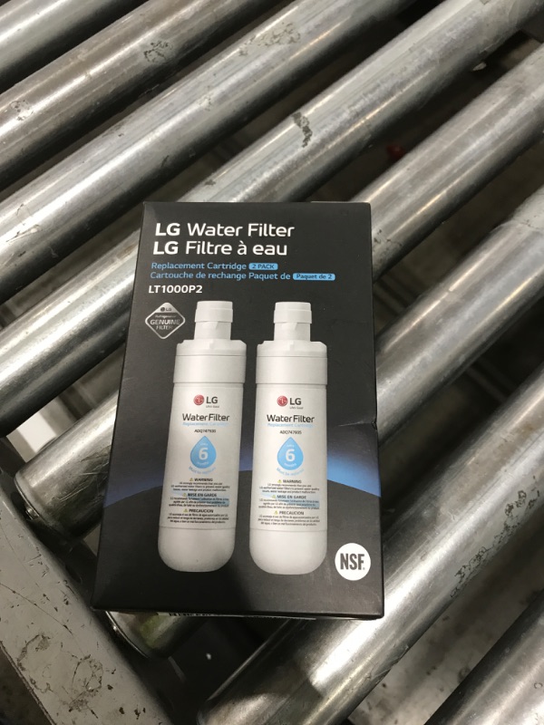 Photo 1 of LG LT1000P2 6-Month / 200 Gallon Refrigerator Replacement Water Filter, Reduces Chlorine, 2 Count (Pack of 1), White.