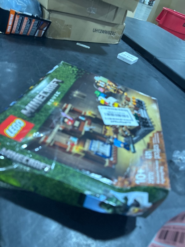 Photo 1 of LEGO Minecraft Woodland Mansion Fighting Ring - Building Toy for Kids Age 10+ - Includes Steve, Garrett, & Henry Minecraft Figures, Plus a Chicken Jockey & More - Birthday Gift Idea for Fans - 21272