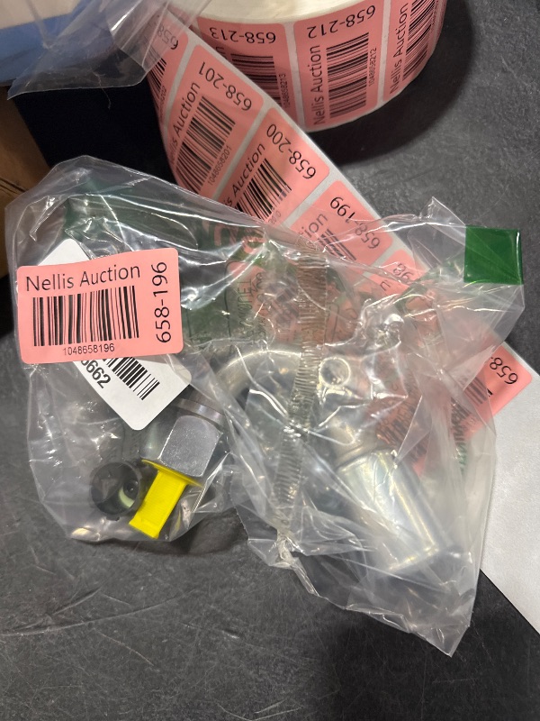 Photo 1 of Vintage Air 35543-VUG 10-135 Degree Beadlock O-Ring Fitting with 134a Service Port