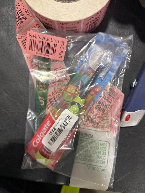 Photo 1 of Colgate Kids Battery Powered Minecraft Toothbrush, Extra Soft Kids Battery Toothbrush with 1 AA Battery Included, Made for Ages 3 and Up, Features Easy On and Off Switch, Flat Lay Handle, 1 Count