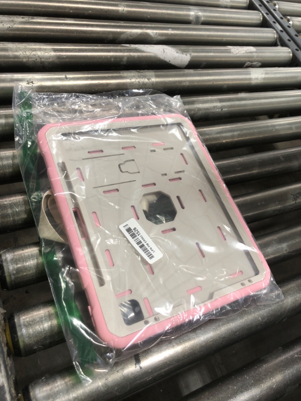 Photo 1 of TSQQST Case for iPad Pro 12.9 Inch 6th/5th/4th/3rd Generation 2022/2021/2020/2018 