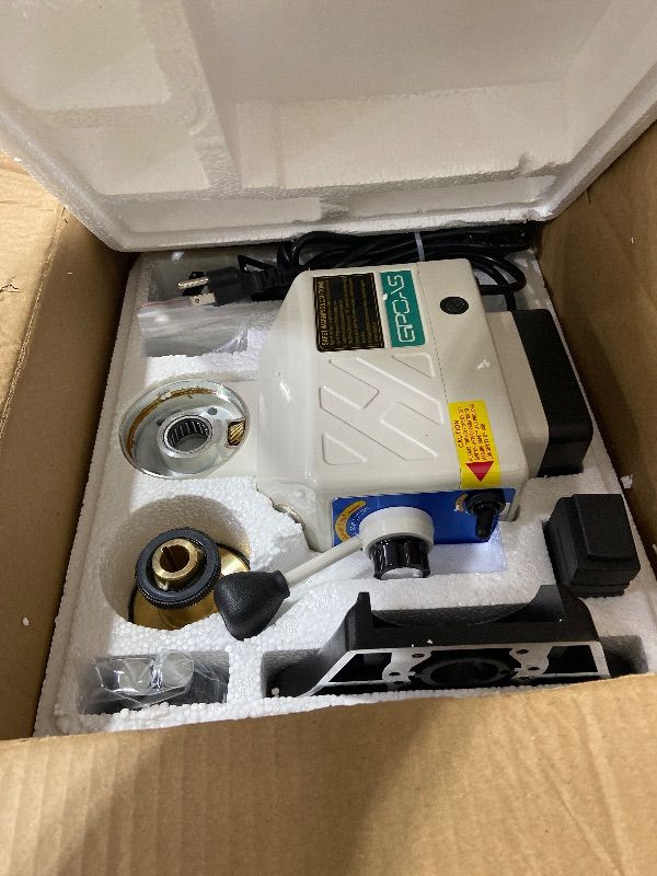 Photo 1 of GPOAS Power Feed X-Axis for Milling Machine 450 in-lb Torque, 0-200RPM Table Milling Machine Power Feed 110V,for Bridgeport and Some Knee Type Mills with a 5/8" Diameter Shaft on the End