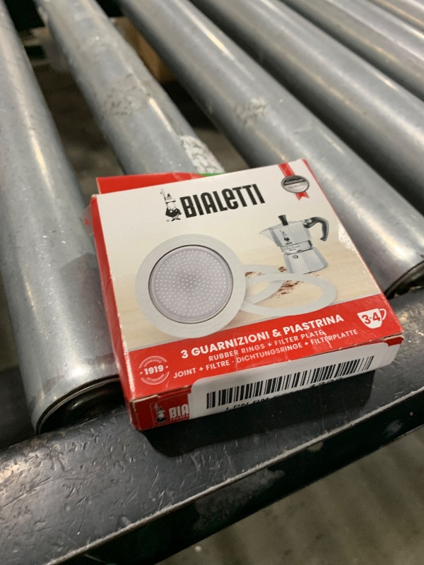 Photo 1 of Bialetti Spare Parts, Includes 3 Gaskets and 1 Plate, Compatible with Moka Express, Fiammetta, Break, Happy, Dama, Moka Melody, Alpina, Moka Timer and Rainbow (3/4 Cups)