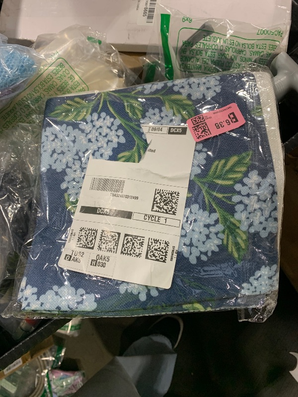 Photo 1 of Square pillow case