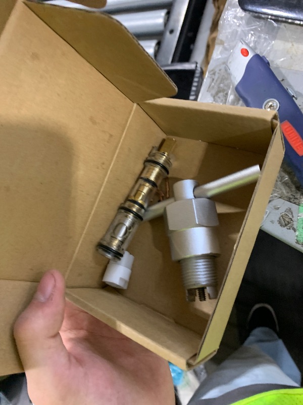Photo 1 of 1 pack dual seal 1225 die faucet