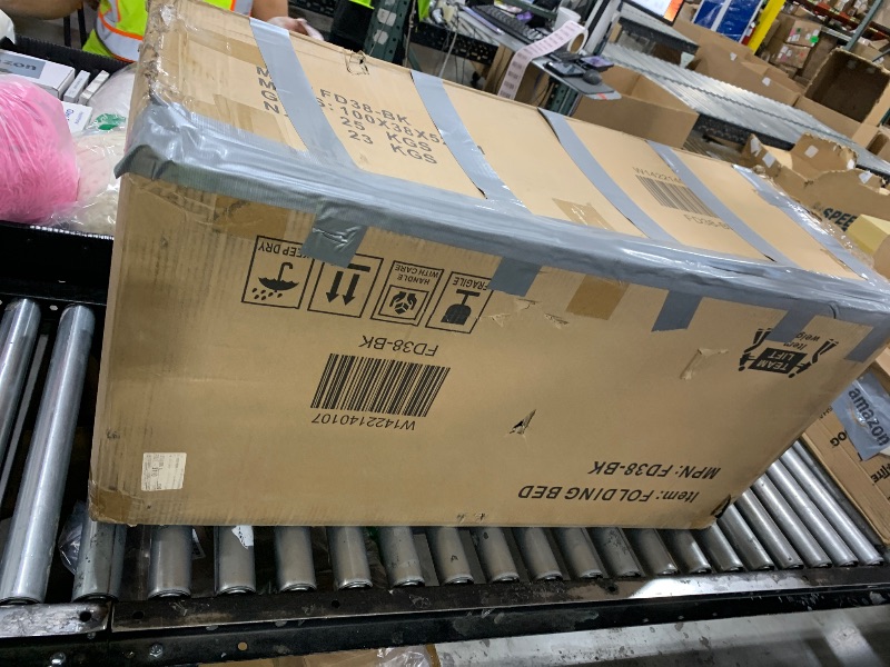 Photo 1 of Folding bed 
Item FD38-BK